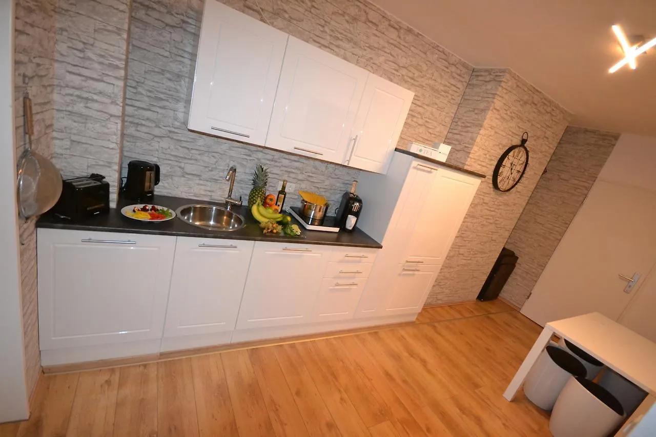Appartamento Madame Tower Colonia
