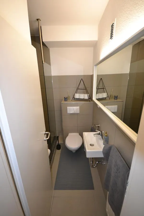 Appartamento Madame Tower Colonia 0*,